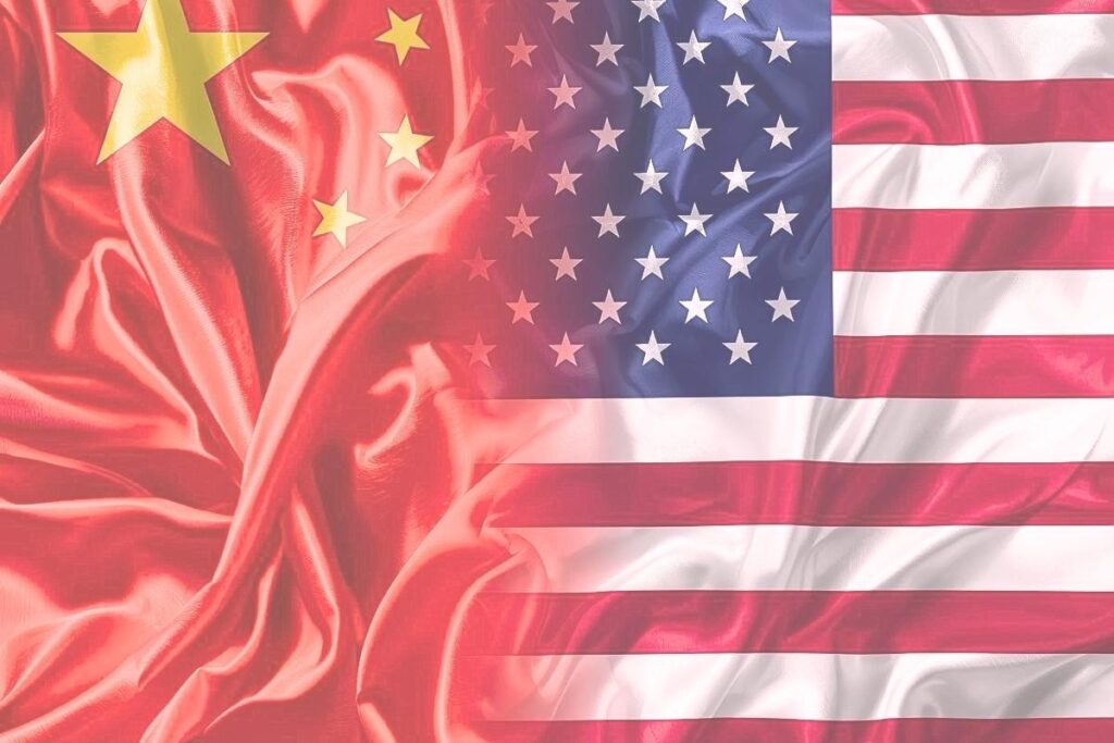 中国とアメリカの国旗
